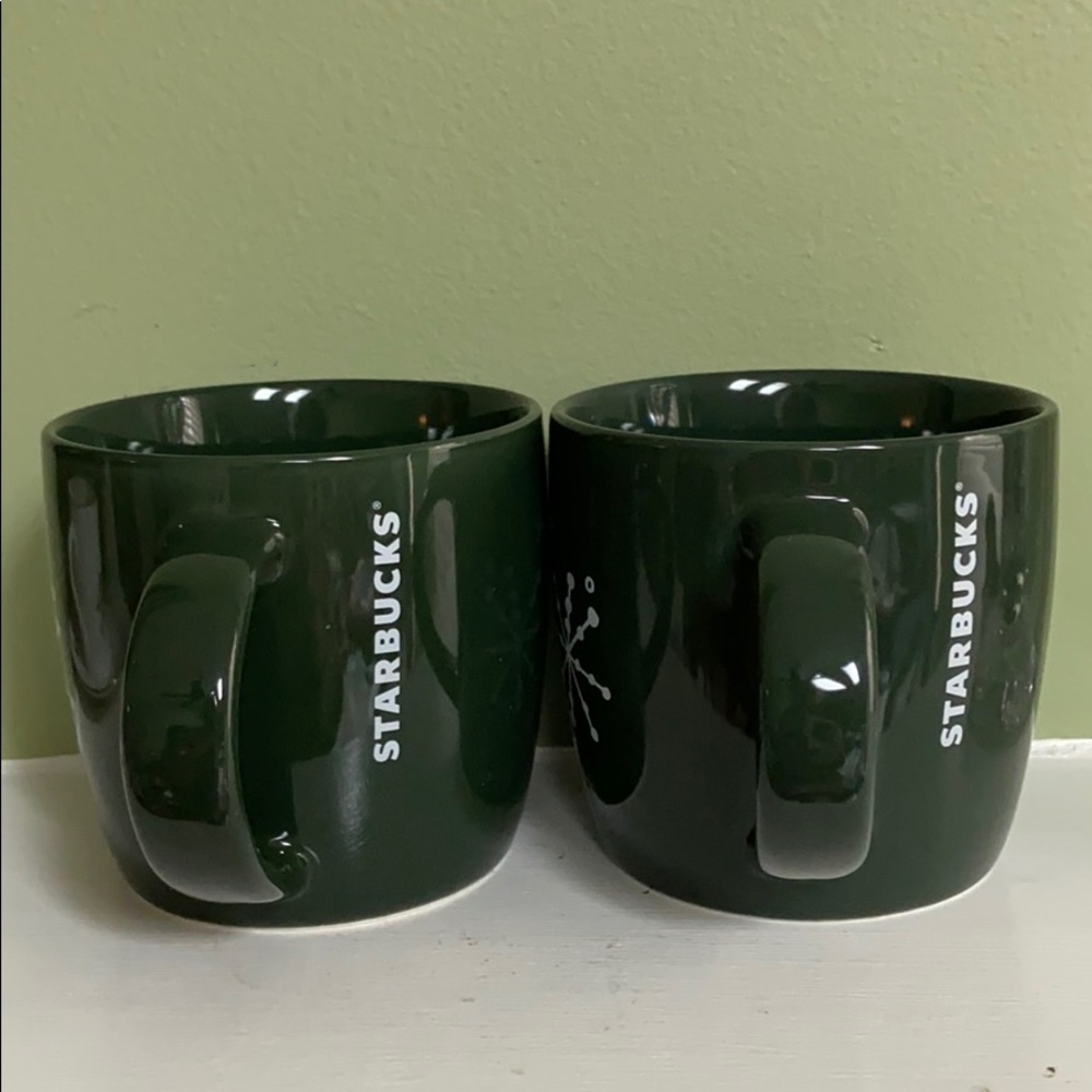 2 Starbucks Green Snowflake 14 oz COFFEE MUGS - Picture 4 of 10